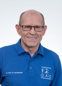 Dr. Michael Kuschelewski